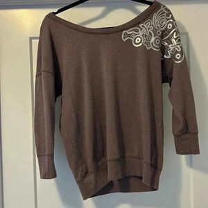 Dynamite sweater size  medium